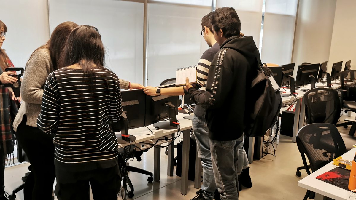 Critique session in CEA classroom